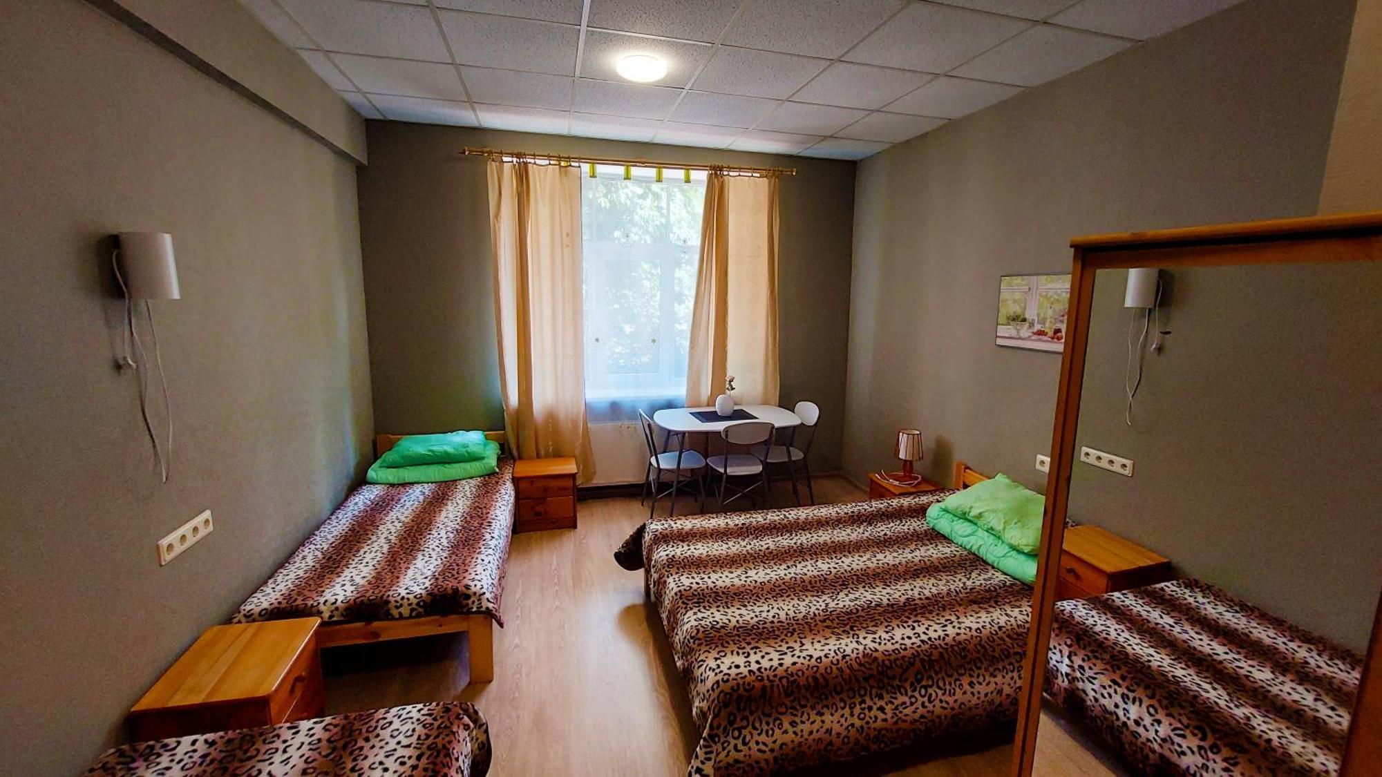 里加 快乐旅馆旅舍 外观 照片